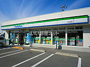 【コンビニエンスストア】ファミリーマート平田店まで1057ｍ