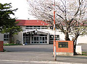 【小学校】大麻小学校まで709ｍ