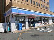 【コンビニエンスストア】ローソン 員弁町楚原店まで884ｍ