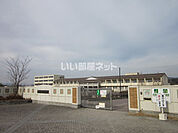 【小学校】木津川市立梅美台小学校まで639ｍ