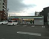 【コンビニエンスストア】ファミリーマート 長野上高田店まで723ｍ