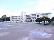 【小学校】広見小学校まで518ｍ