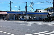 【コンビニエンスストア】ローソン 田辺同志社前店まで364ｍ