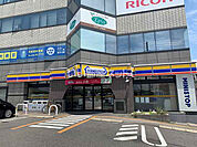 【コンビニエンスストア】ミニストップ 半田宮本町店まで725ｍ