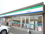 【コンビニエンスストア】ファミリーマート西尾伊藤町店まで1103ｍ