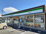 【コンビニエンスストア】ファミリーマート　笠岡富岡店まで768ｍ