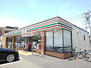 【コンビニエンスストア】セブンイレブン 四日市富田3丁目店まで423ｍ