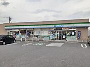 【コンビニエンスストア】ファミリーマート 鈴鹿庄野町店まで1201ｍ
