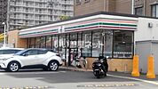 【コンビニエンスストア】セブンイレブン 泉佐野羽倉崎駅前店まで811ｍ