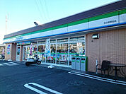 【コンビニエンスストア】ファミリーマート 枚方東香里店まで1543ｍ