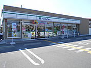 【コンビニエンスストア】ファミリーマート 奈良秋篠町店まで2563ｍ