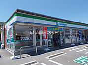 【コンビニエンスストア】ファミリーマート名張あかめ店まで1140ｍ