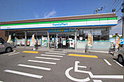 【コンビニエンスストア】ファミリーマート 糸島加布里店まで576ｍ