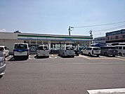 【コンビニエンスストア】ファミリーマート 竹田松林町店まで295ｍ