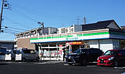 【コンビニエンスストア】ファミリーマート愛知学院大学前店まで600ｍ