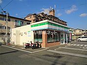 【コンビニエンスストア】ファミリーマート　黒髪6丁目店まで1981ｍ