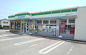 【コンビニエンスストア】ファミリーマート　延岡伊形店まで2242ｍ