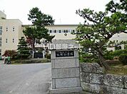 【小学校】高岡市立牧野小学校まで387ｍ
