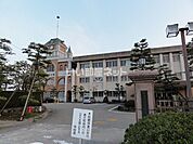 【高校】富山県立砺波高校まで365ｍ