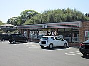 【コンビニエンスストア】セブンイレブン 直方中央橋店まで1669ｍ