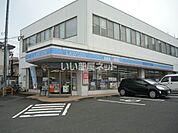 【コンビニエンスストア】ローソン 鹿児島東谷山三丁目店まで729ｍ