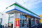【コンビニエンスストア】ファミリーマート 郡山うねめ通り店まで1080ｍ