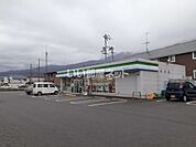【コンビニエンスストア】ファミリーマート 土居インター店まで1088ｍ