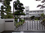 【小学校】西条市立周布小学校まで306ｍ
