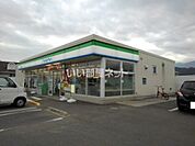 【コンビニエンスストア】ファミリーマート 新居浜田の上店まで401ｍ