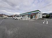 【コンビニエンスストア】ファミリーマート津山城西通店まで911ｍ
