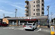 【コンビニエンスストア】セブンイレブン坂戸泉町店まで889ｍ