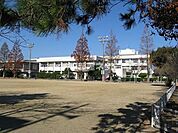 【小学校】平島小学校まで535ｍ