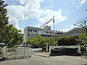 【中学校】坂出市立坂出中学校まで979ｍ
