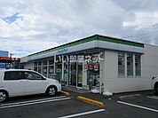 【コンビニエンスストア】ファミリーマート　宮崎港駅前店まで371ｍ