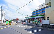 【コンビニエンスストア】ファミリーマート 毛呂山埼玉医大前店まで1274ｍ
