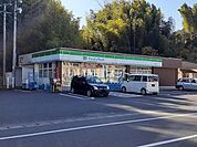 【コンビニエンスストア】ファミリーマート杵築清水店まで44ｍ