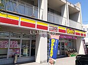 【コンビニエンスストア】デイリーヤマザキ 佐世保港インター店まで374ｍ