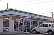 【コンビニエンスストア】ファミリーマート松阪学園前店まで439ｍ