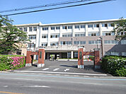 【高校】三重高等学校まで613ｍ