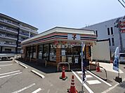【コンビニエンスストア】セブン-イレブン 福岡飯倉6丁目店まで332ｍ