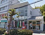 【郵便局】明石朝霧駅前郵便局まで422ｍ