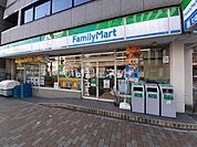 【コンビニエンスストア】ファミリーマート柳屋加納町2丁目店まで193ｍ