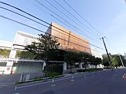 【大学】桜美林大学 新宿キャンパスまで887ｍ