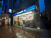 【ドラッグストア】ヒグチ薬局 新飯田橋店まで397ｍ