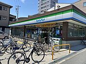 【コンビニエンスストア】ファミリーマート 諏訪一丁目店まで424ｍ
