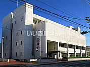 【図書館】熊谷市立熊谷図書館まで1019ｍ