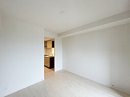 福岡市地下鉄箱崎線 馬出九大病院前駅 徒歩1分の賃貸マンション 14階ワンルームのリビング/ダイニング