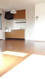 ロイヤルパレス 201 2階2LDKの室内