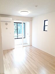 キャンディハウスII 101 1階1LDKのリビング/ダイニング