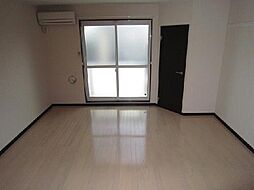 東武小泉線 西小泉駅 徒歩26分の賃貸アパート 1階1Kのリビング/ダイニング